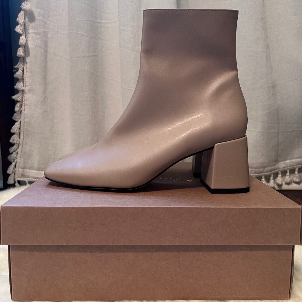 SVEGAN by Alohas Warm Tahini Beige Ankle Boot Size 38